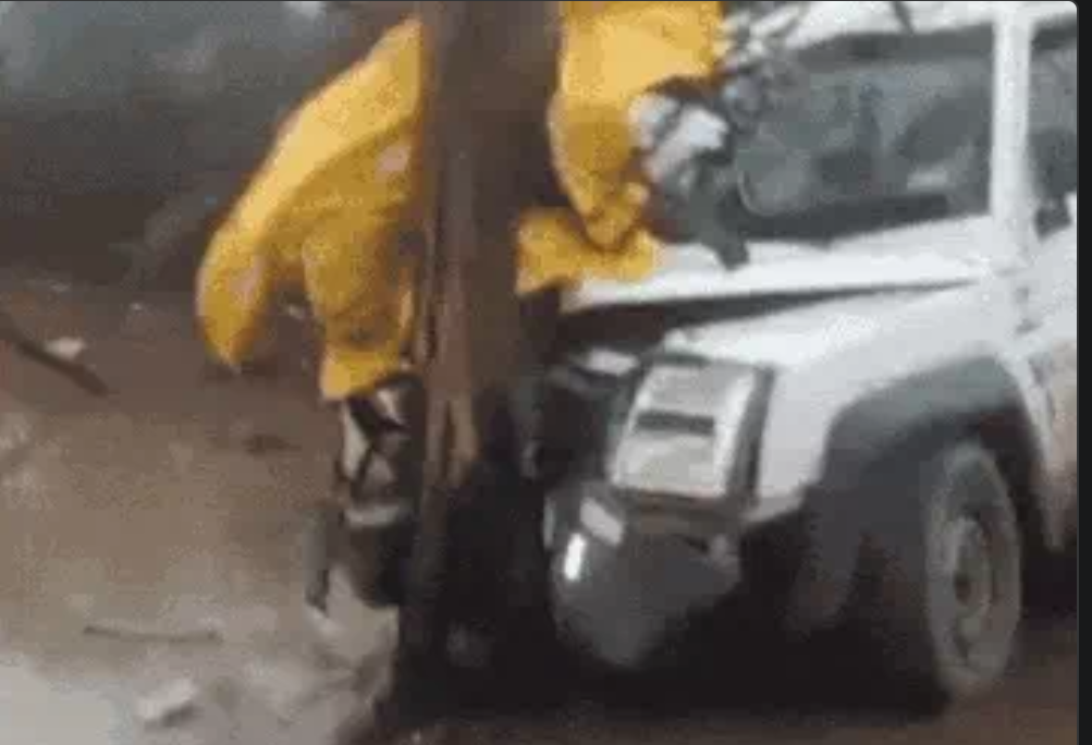 MP : टेम्पो ट्रैक्स पेड़ से टकराया, 3 महिलाओं की मौत:शहडोल में बच्चों समेत 15 घायल; सभी अयोध्या से छत्तीसगढ़ लौट रहे थे 6 Screenshot 20250707 114226.Chrome28129