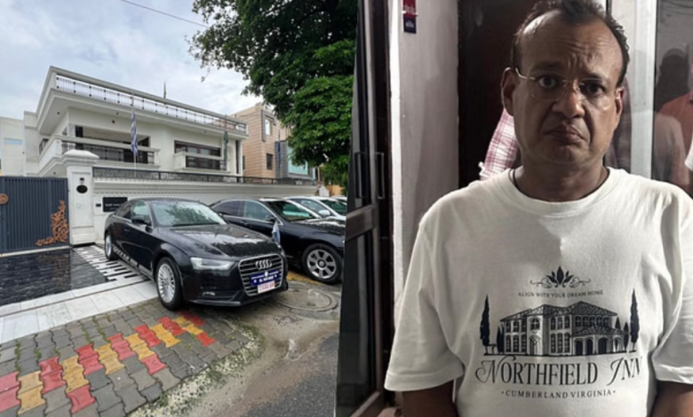 UP: गाजियाबाद की आलीशान कोठी में अवैध दूतावास, फर्जी राजदूत पकड़ा; लग्जरी गाड़ियां, विदेशी मुहरें और कैश बरामद 1 Screenshot 20250723 153922.Chrome28129