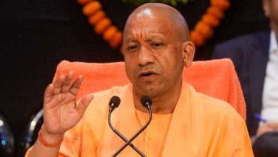 कारगिल शहीदों के परिजनों को सीएम योगी ने किया सम्मानित