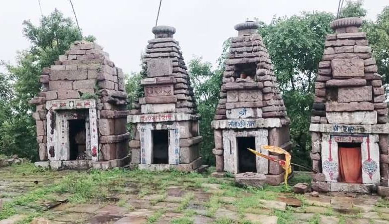 काशी विश्वनाथ की परछाई है छतरपुर का ये शिव मंदिर, महाभारत काल से जुड़ा है इतिहास 1 काशी विश्वनाथ की परछाई है छतरपुर का ये शिव मंदिर