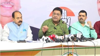 चमड़ी काट के भूसा भर दूंगा… न्याय सत्याग्रह में विधायक