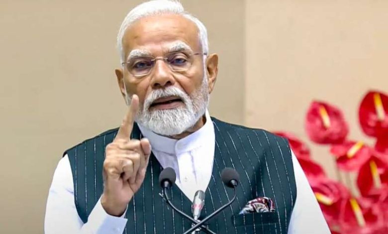 PM ने कहा- चाहे PM हो या CM, भ्रष्टाचार पर अब बख्शिश नहीं 1 दो दिवसीय यात्रा पर पीएम मोदी जाएंगे ब्रिटेन दोनों व्यापार