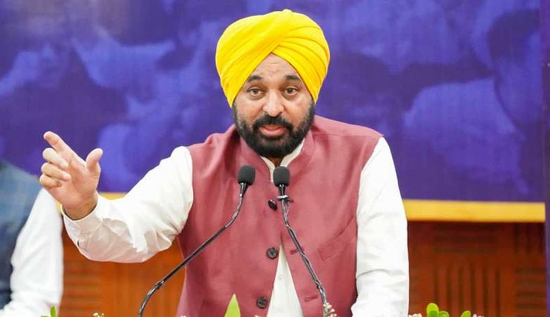 पंजाब कैबिनेट ने बेअदबी कानून को मंजूरी दी, उम्रकैद तक की सजा, जुर्माने का भी प्रावधान 1 पंजाब कैबिनेट ने बेअदबी कानून को मंजूरी दी उम्रकैद तक