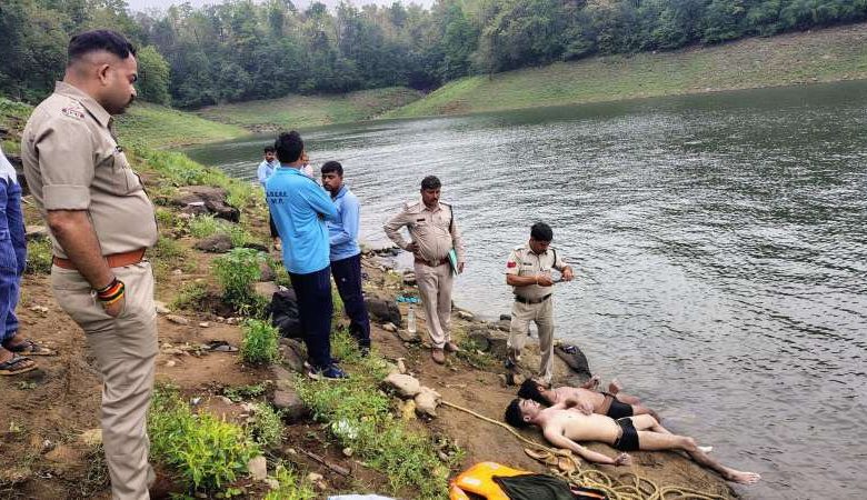 पिकनिक मनाना महंगा पड़ा पांच डूबे चार के शव बरामद