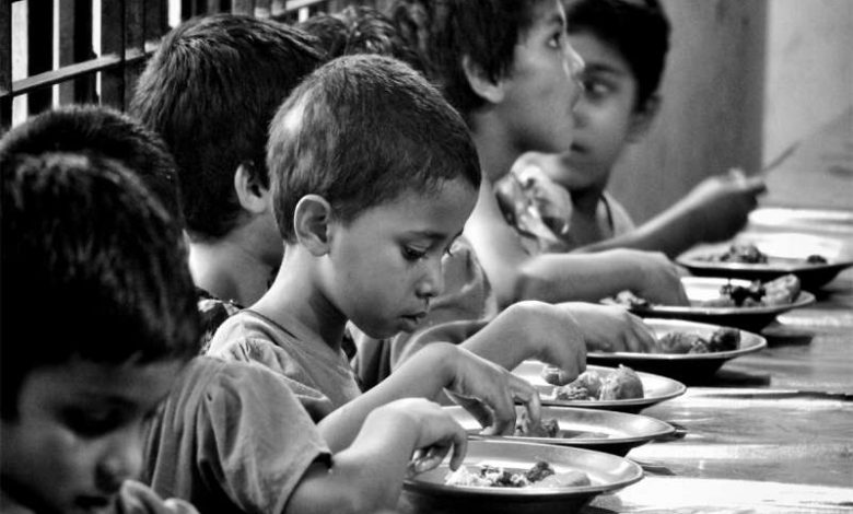 बाल गृह में बच्चों पर हो रहा अत्याचार परिजनों ने