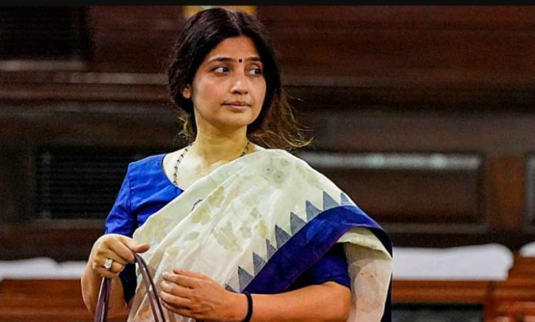 बीजेपी ने जताई हमदर्दी डिंपल यादव ने दी नसीहत