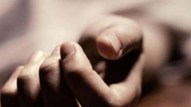 बेटी से छेड़छाड़ का विरोध करने पर महिला की टांगी