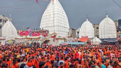 भक्तों से भरे मंदिर में मचा हड़कंप हादसे में 2