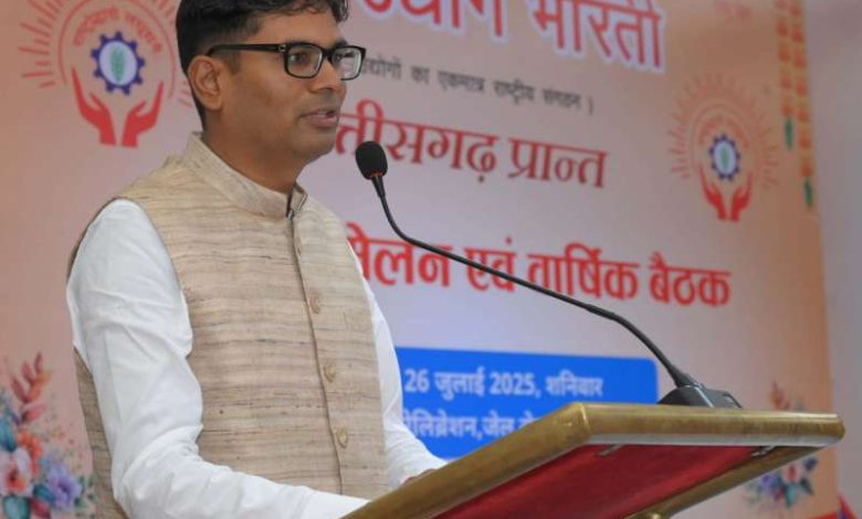 भारत को वैश्विक मैन्युफैक्चरिंग हब बनाने के लिए योजनाबद्ध हो रहा कार्य : वित्त मंत्री चौधरी 1 भारत को वैश्विक मैन्युफैक्चरिंग हब बनाने के लिए योजनाबद्ध हो