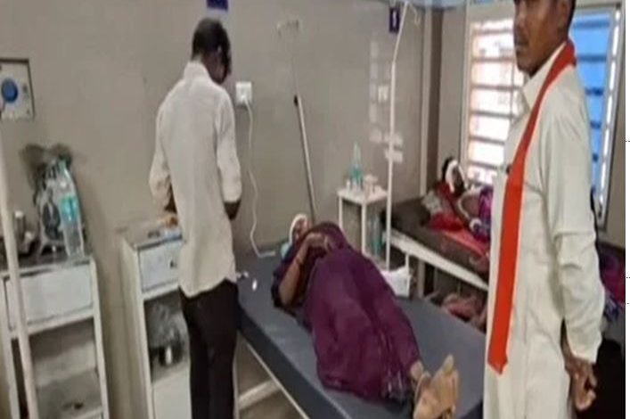 भैंसों के बीच फंसा ऑटो पति की मौके पर मौत