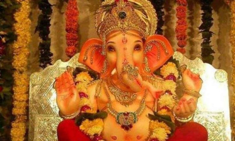 विघ्नहर्ता गजानन की पूजा से दूर होते हैं वास्तुदोष 1 विघ्नहर्ता गजानन की पूजा से दूर होते हैं वास्तुदोष