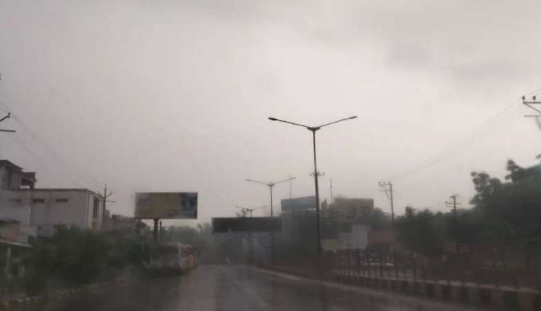 वेस्ट यूपी में हुई बारिश से उमस में कमी अगले