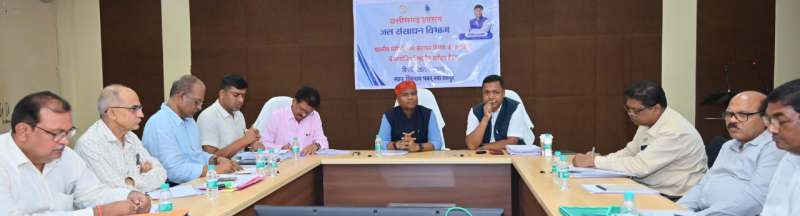 अधिकारी कर्मचारी अपने स्वयं के आवासीय परिसर में सोलर पॉवर प्लांट