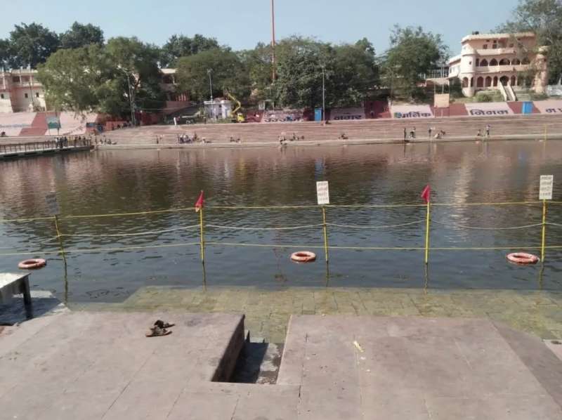 आचमन के लायक भी नहीं क्षिप्रा नदी का पानी लगातार