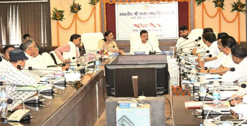 आमजनता की समस्याओं के प्रति संवेदनशील रहें शिकायतों का त्वरित