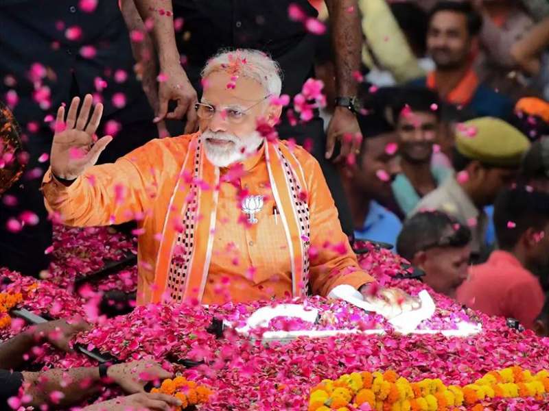 काशी के विकास को नई उड़ान पीएम मोदी ने लॉन्च