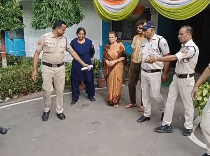 पत्नी ने नहीं दिया पानी इंजीनियर ने उतार दिया मौत