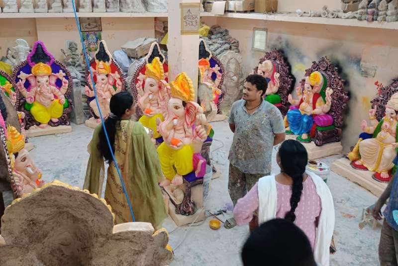पीओपी मूर्तियों पर प्रशासन की सख्ती 1500 से ज्यादा गणेश