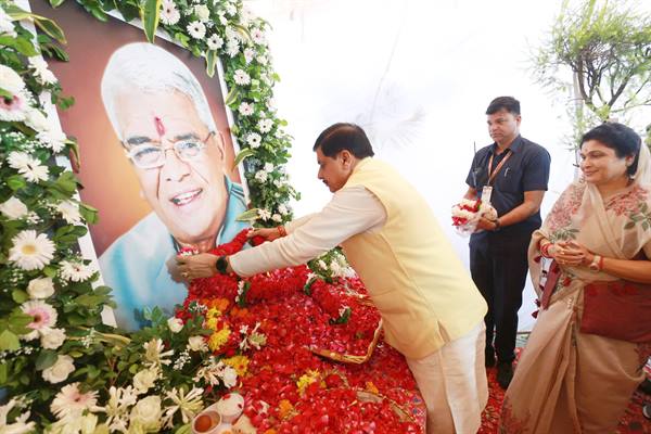 पूर्व मुख्यमंत्री बाबूलाल गौर का भोपाल के विकास में योगदान