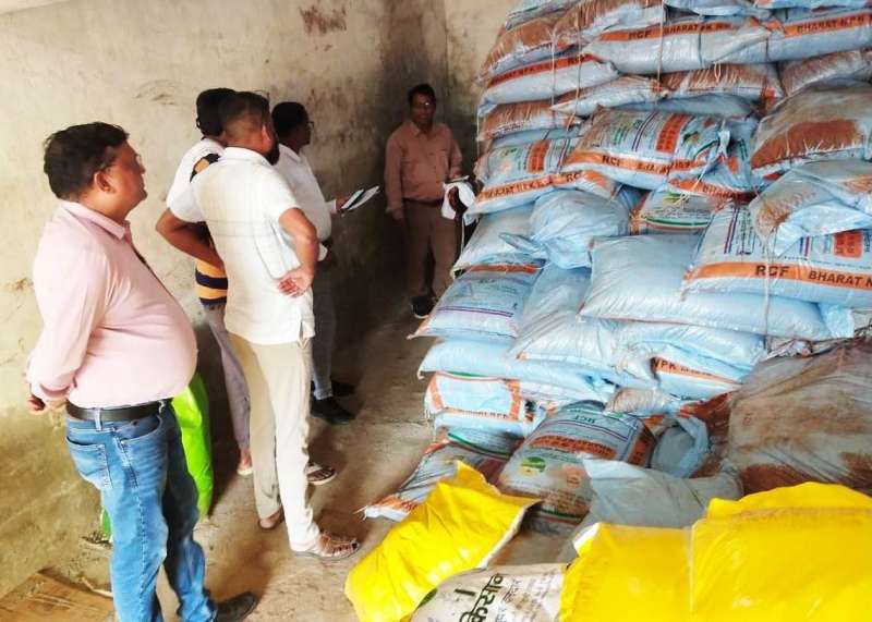 मंत्री कश्यप ने जल संसाधन विभाग की समीक्षा बैठक में