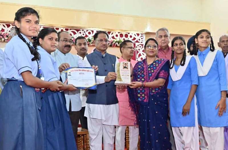 मुख्यमंत्री साय की कोशिश सफल राज्य को डीएपी और यूरिया