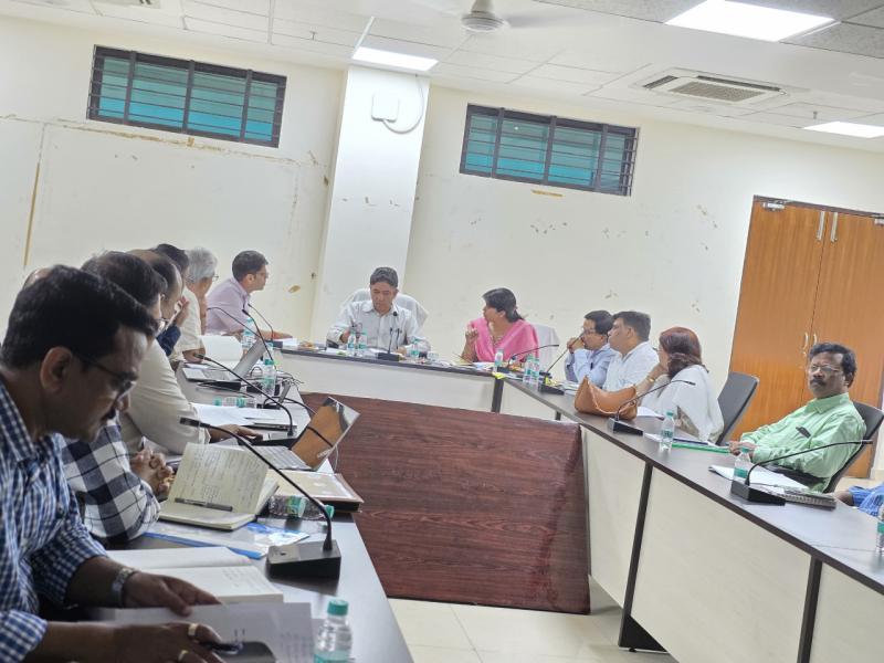 राष्ट्रीय स्वास्थ्य मिशन की कार्यकारिणी समिति की बैठक में लिए