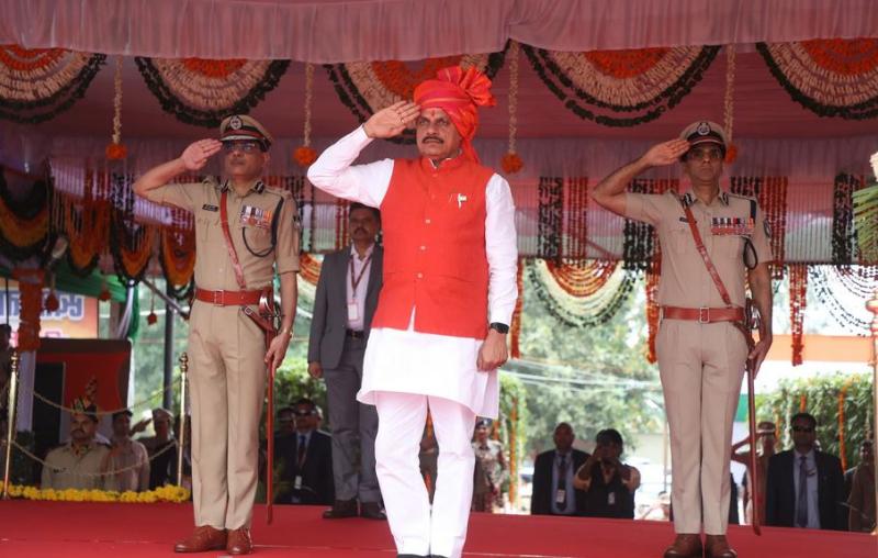स्वतंत्रता दिवस पर सीएम मोहन यादव का सम्मान लाल परेड