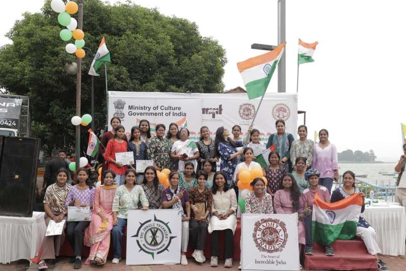 हर घर तिरंगा अभियान के अंतर्गत हुई तिरंगा यात्रा वॉकाथॉन