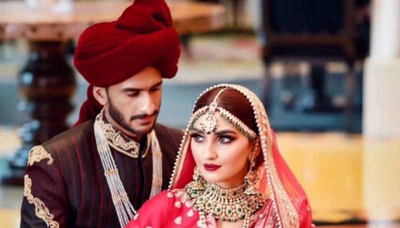 हसन अली ने शादी की सालगिरह पर पत्नी को दिया