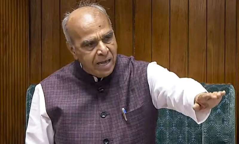 हार के डर से पहले ईवीएम और अब विशेष गहन