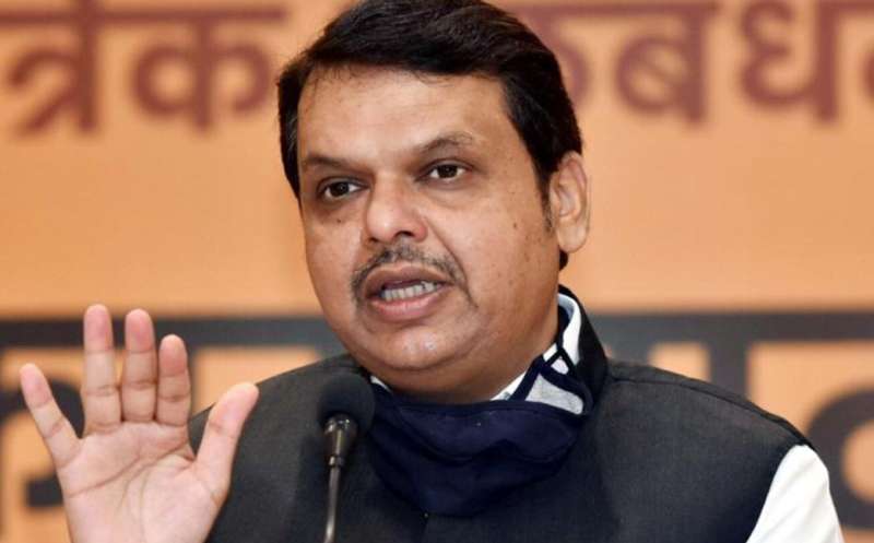 ‘पुणे में विकास रोक रही है उद्योगों की दबंगई CM