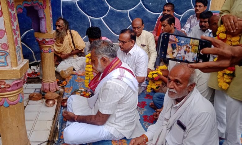 MP : नदियों को बचाना हमारी प्राथमिकता- प्रहलाद पटेल<br>उद्गम स्थनों पर पूजन पाठ कर संरक्षण का लिया संकल्प 1 IMG 20250808 WA0016