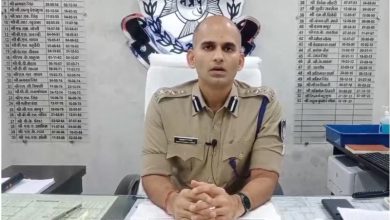 अर्चना तिवारी का चक्रव्यूह भेदने वाला योद्धा – सामने आया