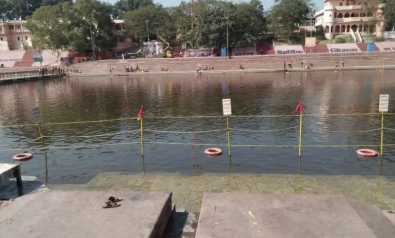 आचमन के लायक भी नहीं क्षिप्रा नदी का पानी लगातार