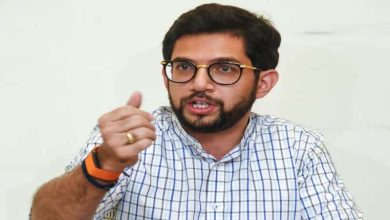 आयोग चुनौती देने के बजाय राहुल गांधी के साथ डिबेट