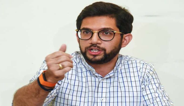 आयोग चुनौती देने के बजाय राहुल गांधी के साथ डिबेट