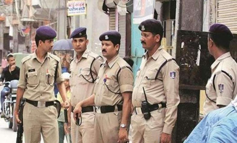 इंदौर में हथियार लहराकर रील बनाना पड़ा महंगा पुलिस ने