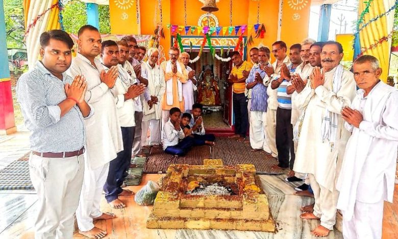 इस मंदिर में धोक लगाने से मिलती है नौकरी भक्त