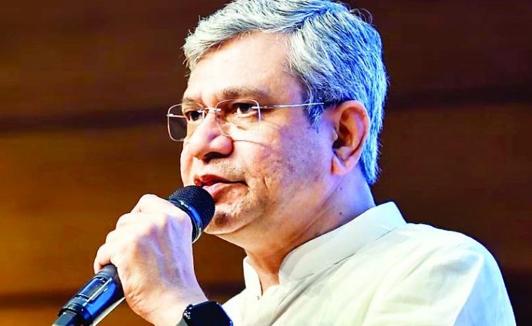 एनसीडीसी योजना मजबूत, रेलवे को कई प्रोजेक्ट्स की हरी झंडी 1 एनसीडीसी योजना मजबूत रेलवे को कई प्रोजेक्ट्स की हरी झंडी