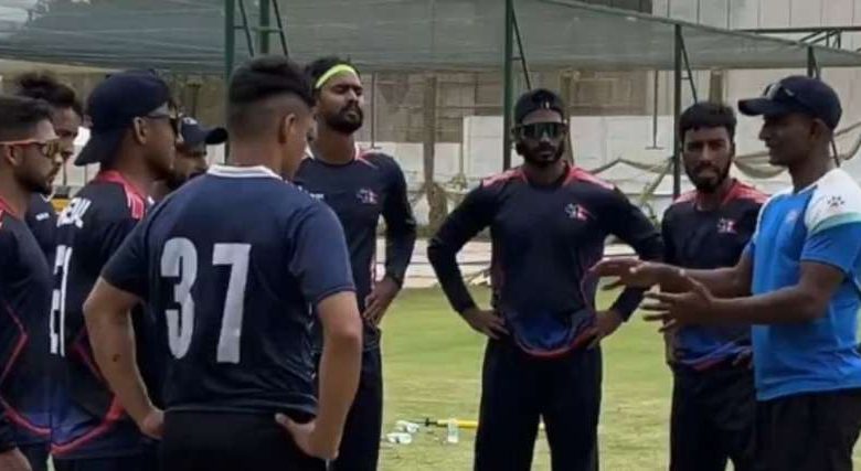 एशिया कप के लिए खिलाड़ी का अनोखा अभ्यास पुलिस टीम