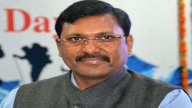 कमिश्नर आन्जनेय सिंह का तबादला तुरंत नहीं करेंगे नई जिम्मेदारी