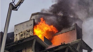चार मंजिला इमारत में लगी आग से मचा हड़कंप राहत