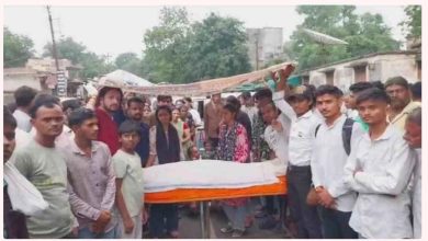 धार में हंगामास्कूल में प्रताड़ना से तंग आकर छात्रा ने