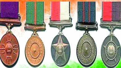 पाकिस्तानी ठिकाने तबाह करने वाले नौ वायुवीरों को वीर चक्र