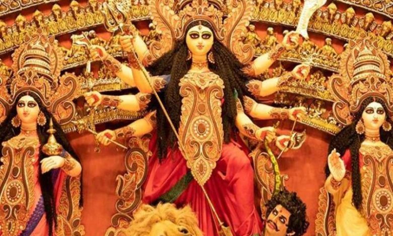 बंगाल में भव्य दुर्गा उत्सव की तैयारी ममता बनर्जी ने