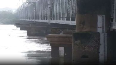 बारिश से यमुना का जलस्तर खतरे के निशान के पास