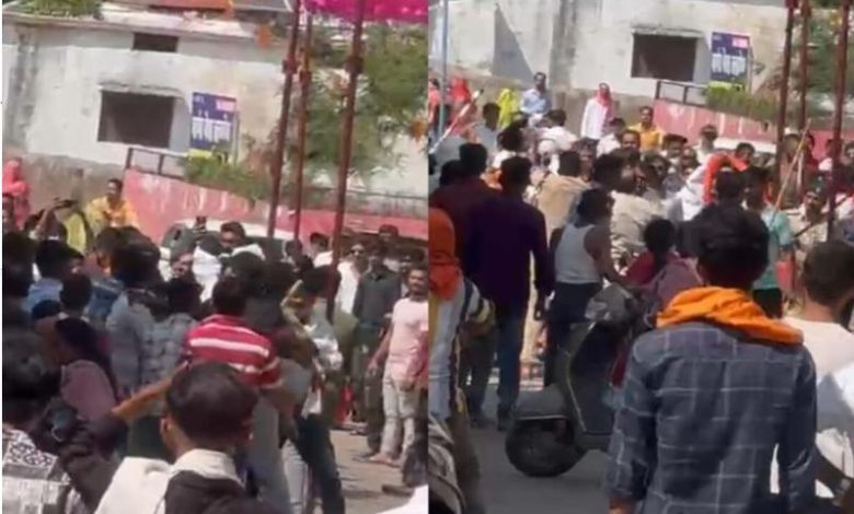 भोलेनाथ की यात्रा में हुई सियासी लड़ाई कांग्रेस बीजेपी समर्थकों में