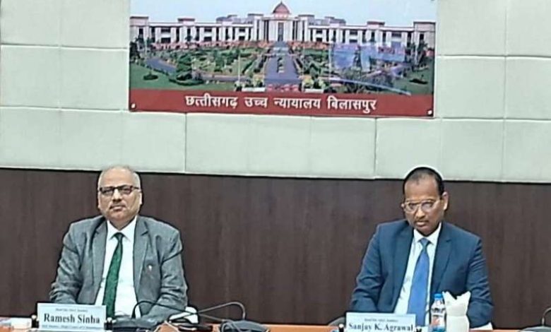 मुख्य न्यायाधीश रमेश सिन्हा ने खरसिया में वरिष्ठ व्यवहार न्यायालय