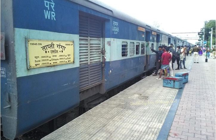 मुझे जानते हो कौन हूं बोलकर बचने की कोशिश GRP