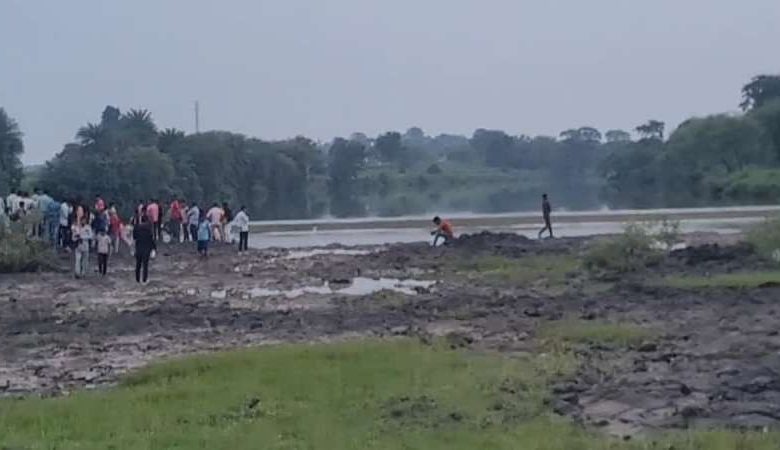 रक्षाबंधन के पहले सागर में मातम नहाने उतरे चार युवक